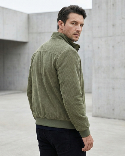 Nordhelm™ – Windproof insulated winter jacket for men